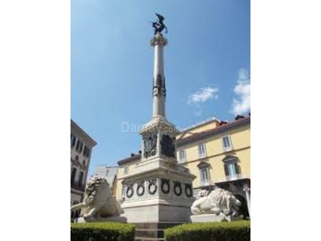 Affitto di mono-bilocale a napoli